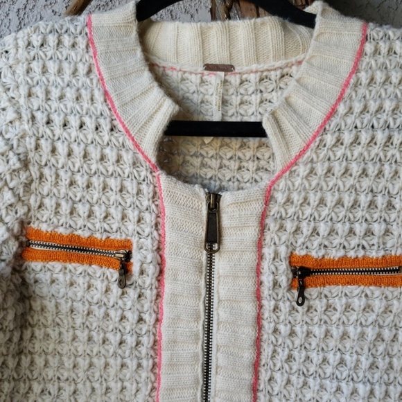 Free People sweater - Picture 2 of 4